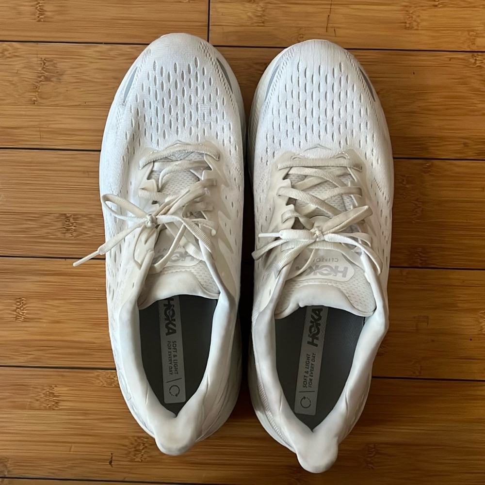 White Hoka Clifton 8